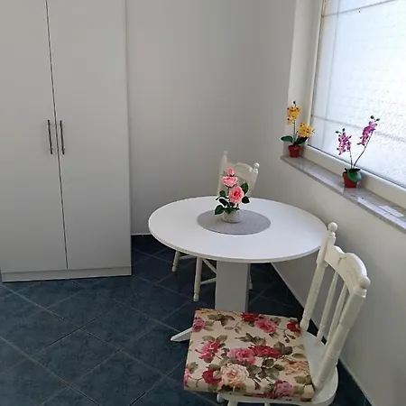 Apartman Besker *